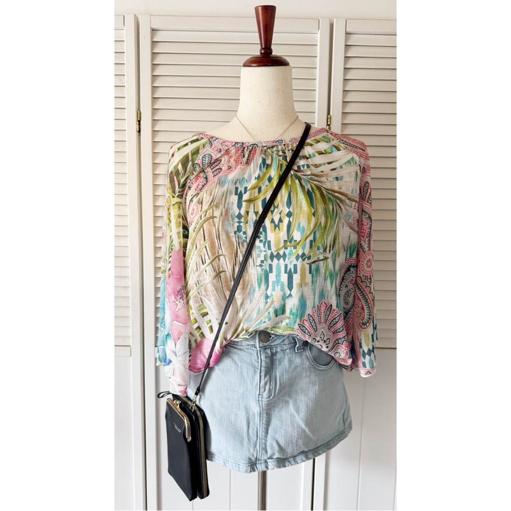 Chico’s Pleated Neck Multicolored Patterned Blouse Top